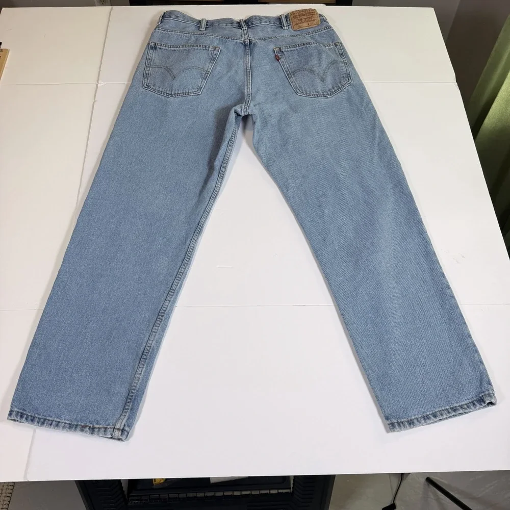 Levi's 550 Straight Jeans Mens 38x32 Blue Denim Medium Wash Casual Relaxed Fit
